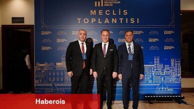 İstanbul Büyükşehir Belediyesi ev sahipliğinde düzenlenen Marmara Belediye Birliği Meclis Toplantısı Beylikdüzü Belediye Başkanı Mehmet Murat Çalık, oy birliğiyle Plan ve Bütçe Komisyonu'na seçildi
