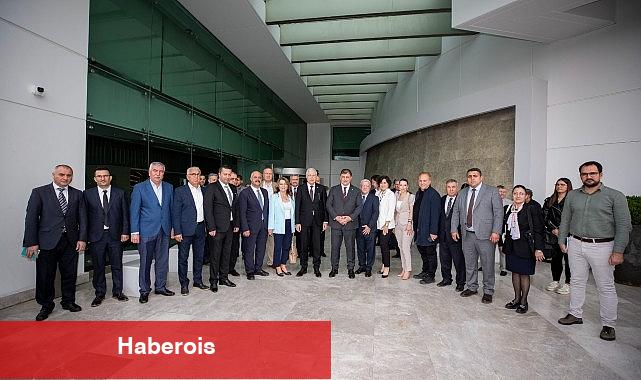 İzmir'de Kırsal Bölge Planlama Dairesi Başkanlığı kuruluyor Başkan Tugay: "İzmir'in köylerinde reform yapacağız" - Haberois İzmir'de Kırsal Bölge Planlama Dairesi Başkanlığı kuruluyor Başkan Tugay: "İzmir'in köylerinde reform yapacağız"