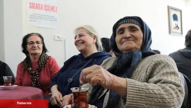 Kayseri'nin bu köyünde bayanlar kahvede okeye dönüyor!