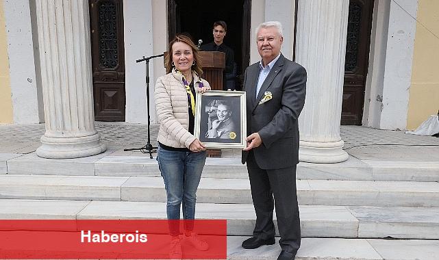 Konak Belediye Başkanı Nilüfer Çınarlı Mutlu, İzmir Atatürk Lisesi'nin Pilav Günü'ne katıldı - Haberois Konak Belediye Başkanı Nilüfer Çınarlı Mutlu, İzmir Atatürk Lisesi'nin Pilav Günü'ne katıldı