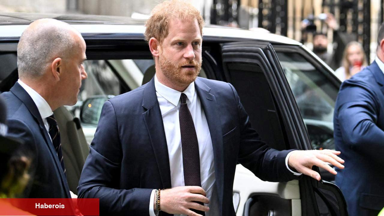 Kral Charles oğlu Prens Harry'e hem sarayın hem kalbinin kapılarını kapattı!