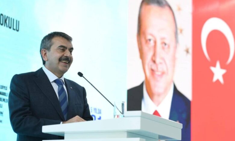 Milli Eğitim Bakanı Yusuf Tekin İstifa mı Etti ?