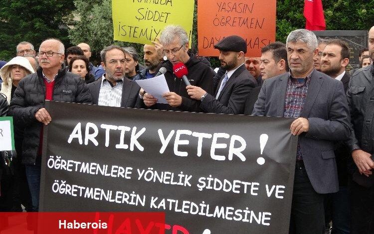 Öğretmenler Şile ve Ağva meydanında 'şiddete hayır' dedi - Haberois Öğretmenler Şile ve Ağva meydanında 'şiddete hayır' dedi