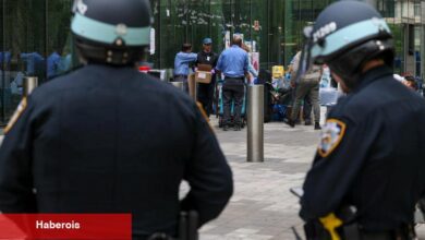 Polis Çadırları Temizledi ve NYU ile Yeni Okul Protestocularını Tutukladı
