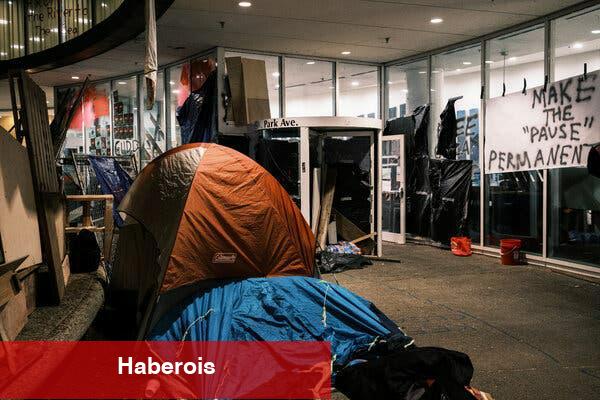 Portland Kütüphanesinde Aktivistler Karşı Duruş İçin Güçleniyor