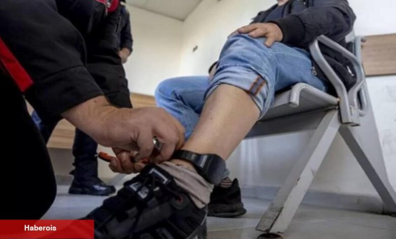 Şiddetle çabada elektronik kelepçe sistemi tam muvaffakiyet gösterdi! - Haberois Şiddetle çabada elektronik kelepçe sistemi tam muvaffakiyet gösterdi!