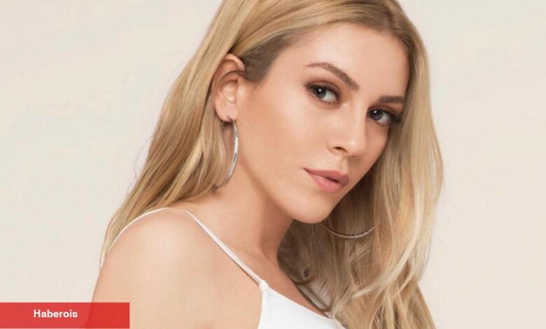 Sinem Kobal'dan 'sürpriz' paylaşım! "Setlere geri mi dönüyor?" - Haberois Sinem Kobal'dan 'sürpriz' paylaşım! "Setlere geri mi dönüyor?"