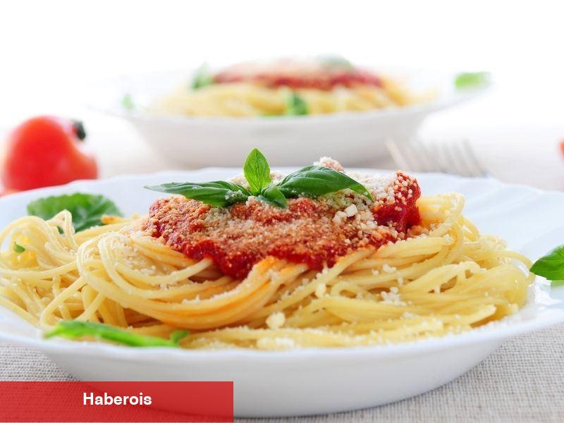 Spagetti Napoliten