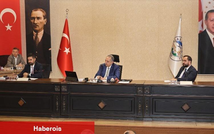 Talas Meclisinde 18 madde görüşüldü - Haberois Talas Meclisinde 18 madde görüşüldü