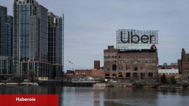 Uber, Artan Yasal Maliyetler ve Zayıflayan Yolculuk Talebi Nedeniyle Kayıyor