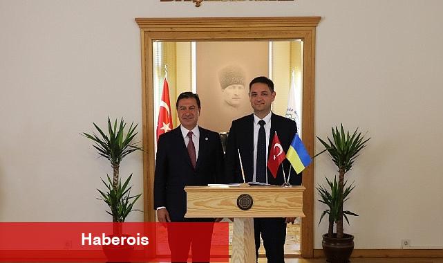 Ukrayna Antalya konsolosu Oleksandr Voronin Muğla Büyükşehir Belediye Başkanı Ahmet Aras'ı ziyaret etti - Haberois Ukrayna Antalya konsolosu Oleksandr Voronin Muğla Büyükşehir Belediye Başkanı Ahmet Aras'ı ziyaret etti