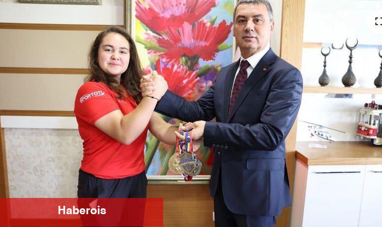 Ulusal atletimiz Sude Işık Çakır rakiplerini çıldırttı! O anlar toplumsal medyada gündem oldu