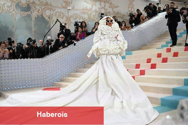 Ünlü. Para. Moda. Met Gala Gecesi. - Haberois Ünlü. Para. Moda. Met Gala Gecesi.