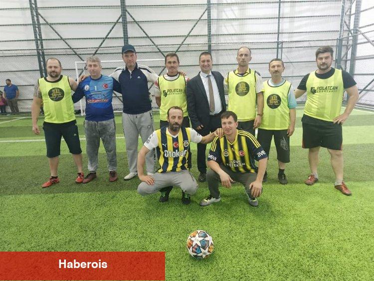 Yenimuhacır'da gençlik halı sahada buluştu