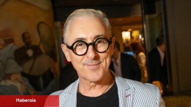 Alan Cumming 'Chimp Crazy' Hakkında: 'Derin Sevgiyi Gerçekten Anlıyorum'