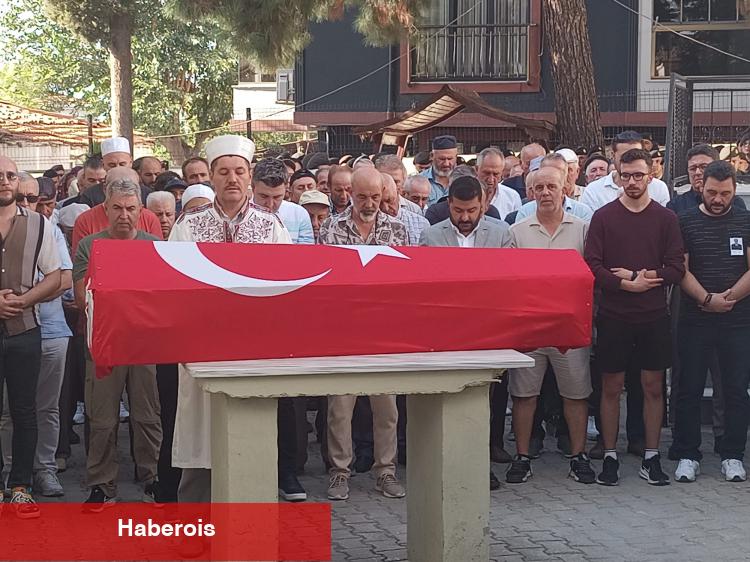 Alpaslan Canbaz askeri törenle toprağa verildi