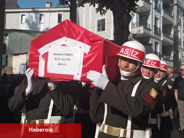 Alpaslan Canbaz askeri törenle toprağa verildi