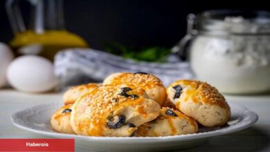 Çay saatlerinin vazgeçilmezi: Zeytinli poğaça