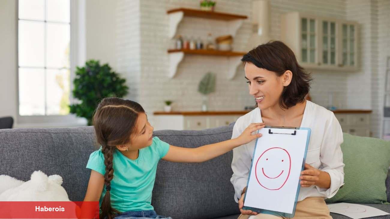 Çocuklara cinsel gelişim nasıl anlatılmalıdır? Uzmanından yanıt!