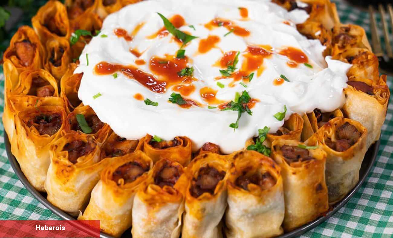 Gelinim Mutfakta'da parmak ısırtan tarif! Yalnızca yufkayla tavuklu beyti sarma tanımı