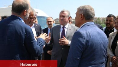 Gençlik ve Spor Bakanı Bak, Hatay Stadı'nda incelemede bulundu