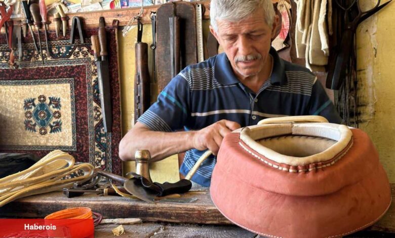 Hamut ustası 47 yıldır bu mesleği yapıyor! 'Alın teri, el emeği, göz parıltısı...' - Haberois Hamut ustası 47 yıldır bu mesleği yapıyor! 'Alın teri, el emeği, göz parıltısı...'