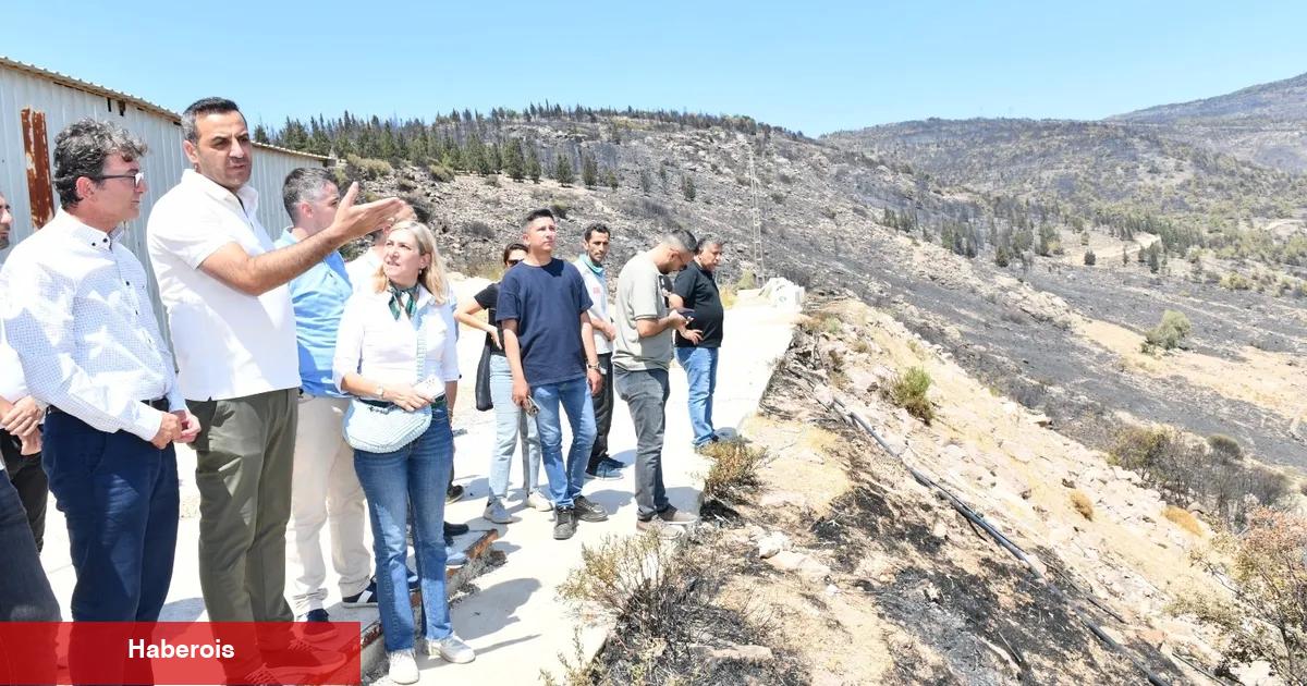 İzmir Çiğli'de Başkan Yıldız yangın bölgesinde