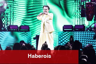 Kenan Doğulu, Çeşme performansıyla hayran bıraktı