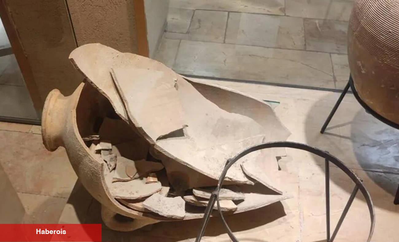 Müzede tansiyon yükselten olay! 4 yaşındaki çocuk 3 bin 500 yıllık testiye bakın ne yaptı