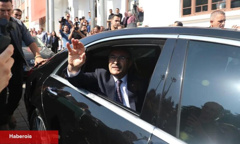 Yeni Emniyet Genel Müdürü Vali Demirtaş, Bursa'dan Ankara'ya uğurlandı - Haberois Yeni Emniyet Genel Müdürü Vali Demirtaş, Bursa'dan Ankara'ya uğurlandı