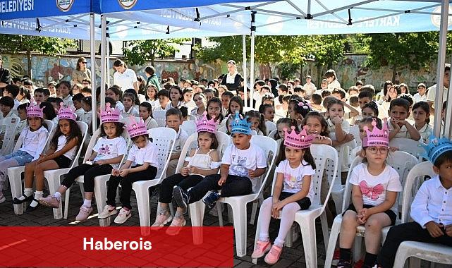 2024-2025 eğitim öğretim yılı Kartepe'de Rahmiye İlkokulu'nda yapılan törenlerin ardından çalınan okul zili ile başladı - Haberois 2024-2025 eğitim öğretim yılı Kartepe'de Rahmiye İlkokulu'nda yapılan törenlerin ardından çalınan okul zili ile başladı