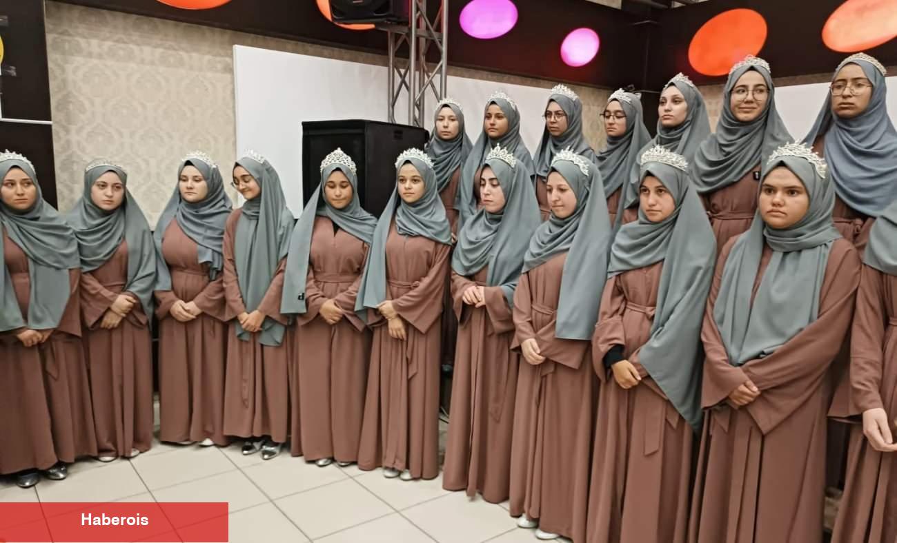 Afyonkarahisar'da gururlandıran tablo: 102 öğrenci hafız oldu!