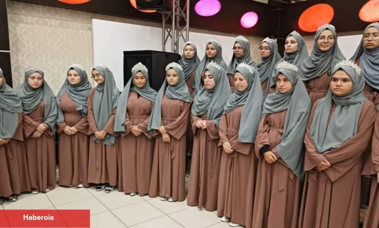 Afyonkarahisar'da gururlandıran tablo: 102 öğrenci hafız oldu! - Haberois Afyonkarahisar'da gururlandıran tablo: 102 öğrenci hafız oldu!