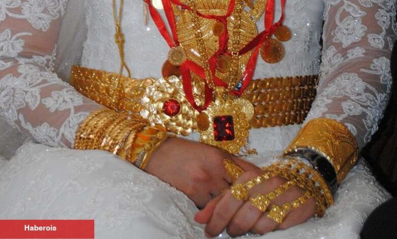 Altınını geri almak için düğününe katılmayan arkadaşını mahkemeye verdi! - Haberois Altınını geri almak için düğününe katılmayan arkadaşını mahkemeye verdi!
