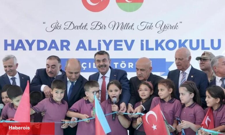 Azerbaycan desteğiyle yapılan ilkokul Kahramanmaraş'ta açıldı - Haberois Azerbaycan desteğiyle yapılan ilkokul Kahramanmaraş'ta açıldı