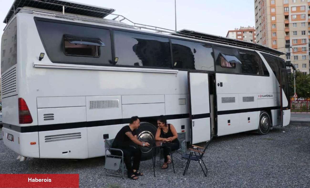 Bankadaki işini bırakıp eşinin mesleğine başladı! Artık hem meskeni hem ofisi...