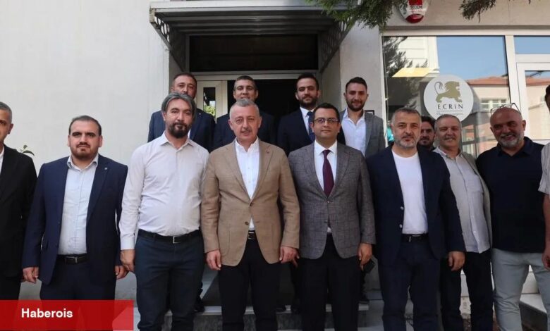 Başkan Büyükakın, İnşaat Mühendislerine konuk oldu