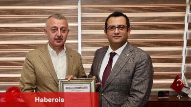 Başkan Büyükakın, İnşaat Mühendislerine konuk oldu; Dirençli şehir Kocaeli ve kentsel dönüşüm görüşüldü