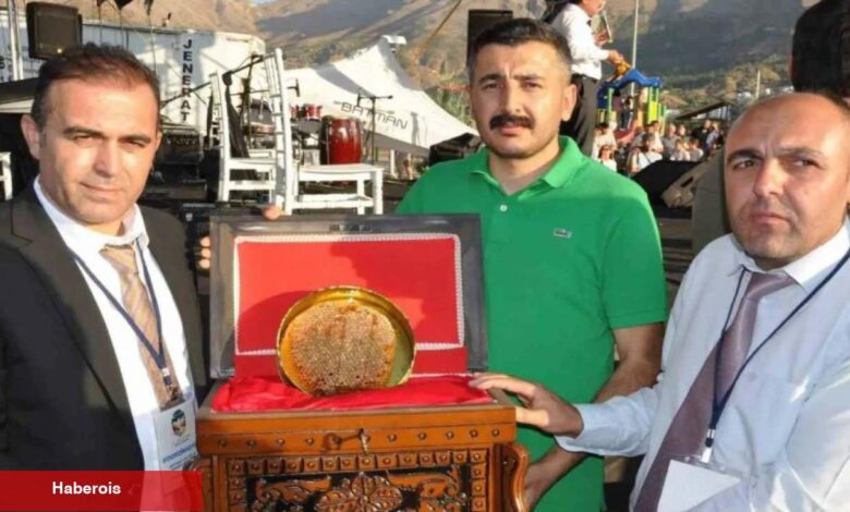 Bir kilo Sason balı rekor fiyata alıcı buldu! Batman'ın dünyaya açılan bedeli: Sason balı - Haberois Bir kilo Sason balı rekor fiyata alıcı buldu! Batman'ın dünyaya açılan bedeli: Sason balı