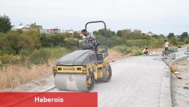 Burhaniye'de yollar yenileniyor