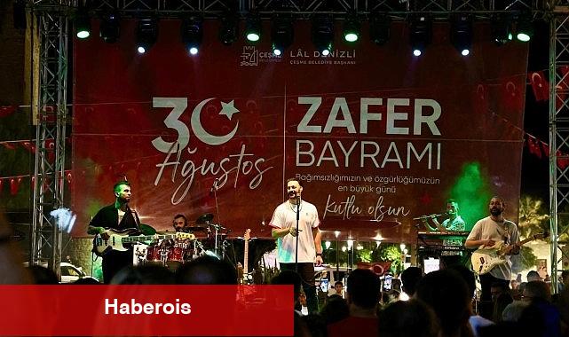 Çeşme'de 30 Ağustos coşkusu Başkan Denizli; "Zaferimizin 102. yılını büyük bir gururla kutladık" - Haberois Çeşme'de 30 Ağustos coşkusu Başkan Denizli; "Zaferimizin 102. yılını büyük bir gururla kutladık"