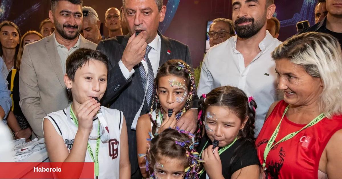 CHP Lideri Özel: "Kentsel dönüşüm için uyarı düdüğü çalacağız"