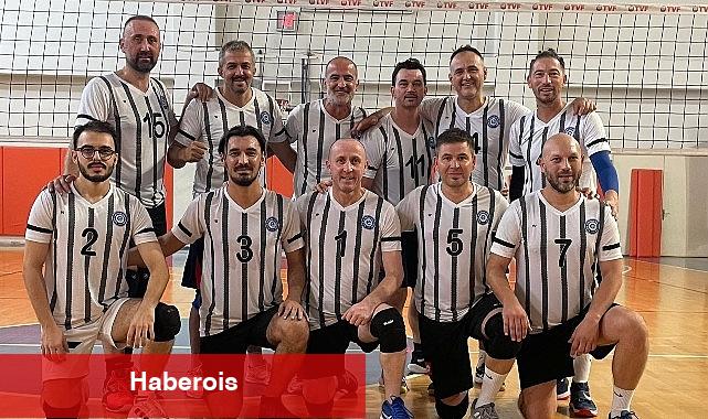 Ege Üniversitesi Voleybol Takımı finale yükseldi - Haberois Ege Üniversitesi Voleybol Takımı finale yükseldi