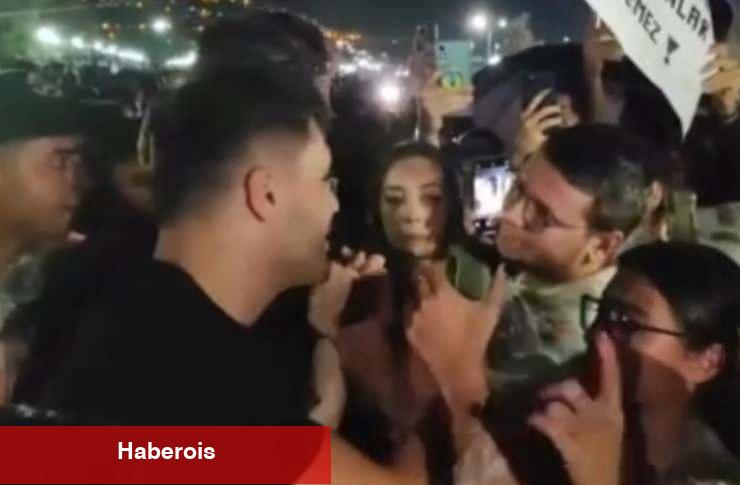 Emircan İğrek konsere megafonla çıkıp müzik söyledi! Açıklama sonrası sahneyi terk etti