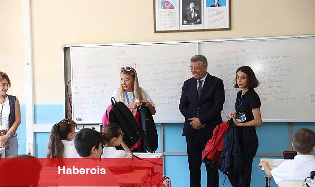 Güzelbahçe Belediyesi'nden Öğrencilere Çanta ve Kırtasiye Desteği - Haberois Güzelbahçe Belediyesi'nden Öğrencilere Çanta ve Kırtasiye Desteği