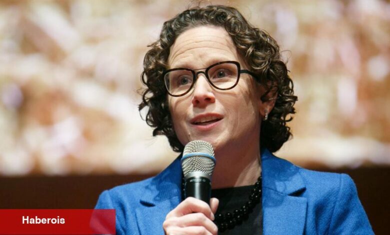 Harris'in Tartışma Öğretmeni: Politikacılara Sert Gerçekleri Söylemekten Korkmayan Bir Avukat - Haberois Harris'in Tartışma Öğretmeni: Politikacılara Sert Gerçekleri Söylemekten Korkmayan Bir Avukat