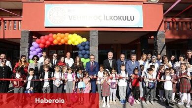İlk Ders Zilini Protokol Çaldı