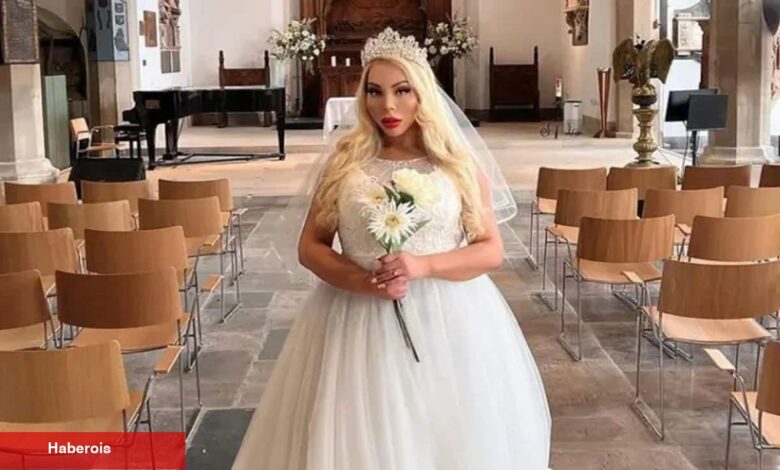 'Kendi kendine gelin güvey olmak' bu olsa gerek! Kendisiyle evlenen bayan boşandığını açıkladı - Haberois 'Kendi kendine gelin güvey olmak' bu olsa gerek! Kendisiyle evlenen bayan boşandığını açıkladı