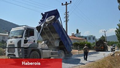 Korkuteli Bayatbademleri Yolunda Asfalt Çalışması