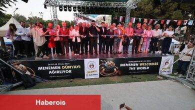 Menemen'in Uluslararası Festivaline Görkemli Açılış